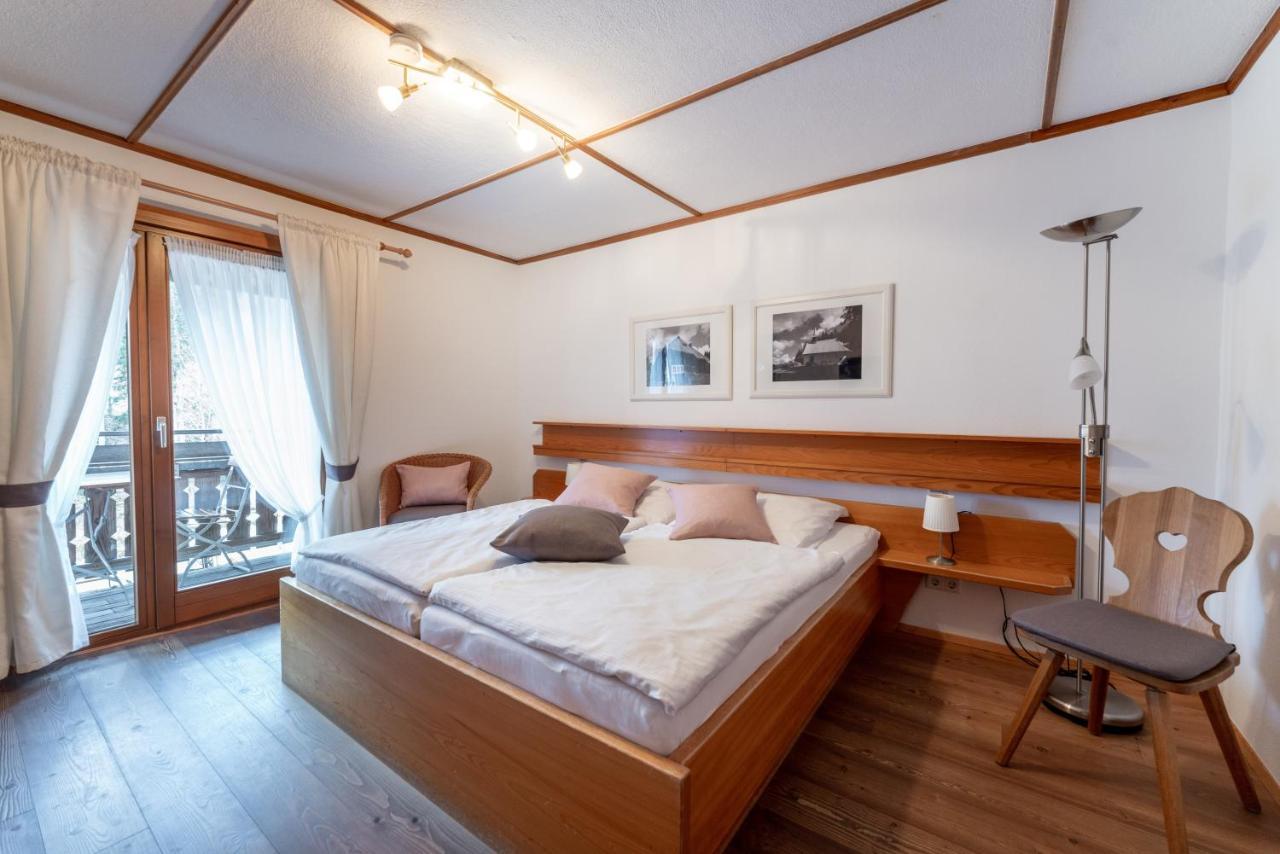 Hoehengasthaus Kolmenhof An Der Donauquelle Furtwangen Eksteriør billede