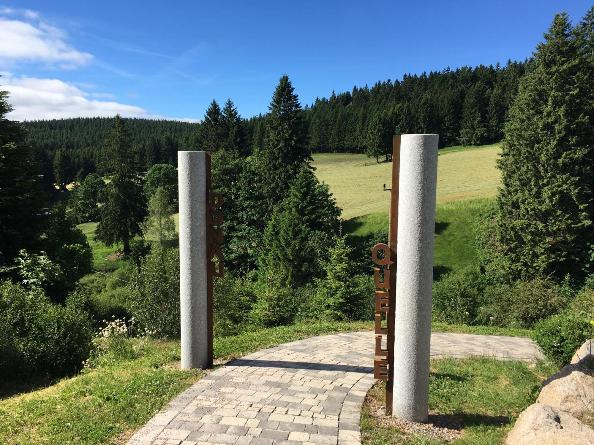 Hoehengasthaus Kolmenhof An Der Donauquelle Furtwangen Eksteriør billede