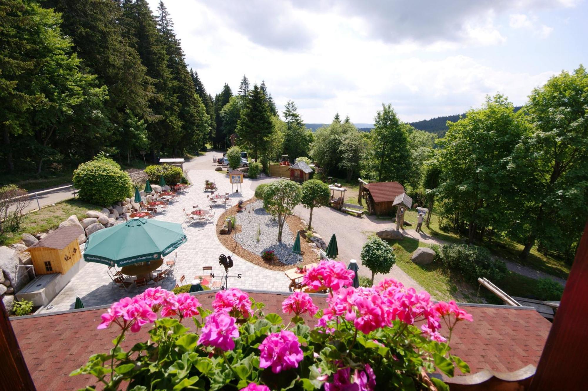 Hoehengasthaus Kolmenhof An Der Donauquelle Furtwangen Eksteriør billede