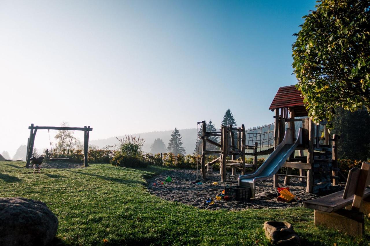 Hoehengasthaus Kolmenhof An Der Donauquelle Furtwangen Eksteriør billede